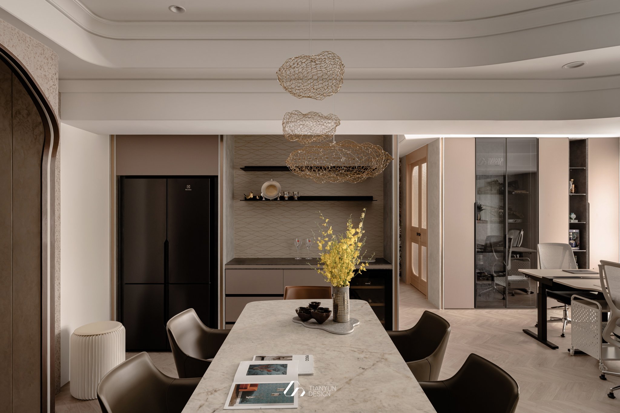 天雲流光 / 現代風