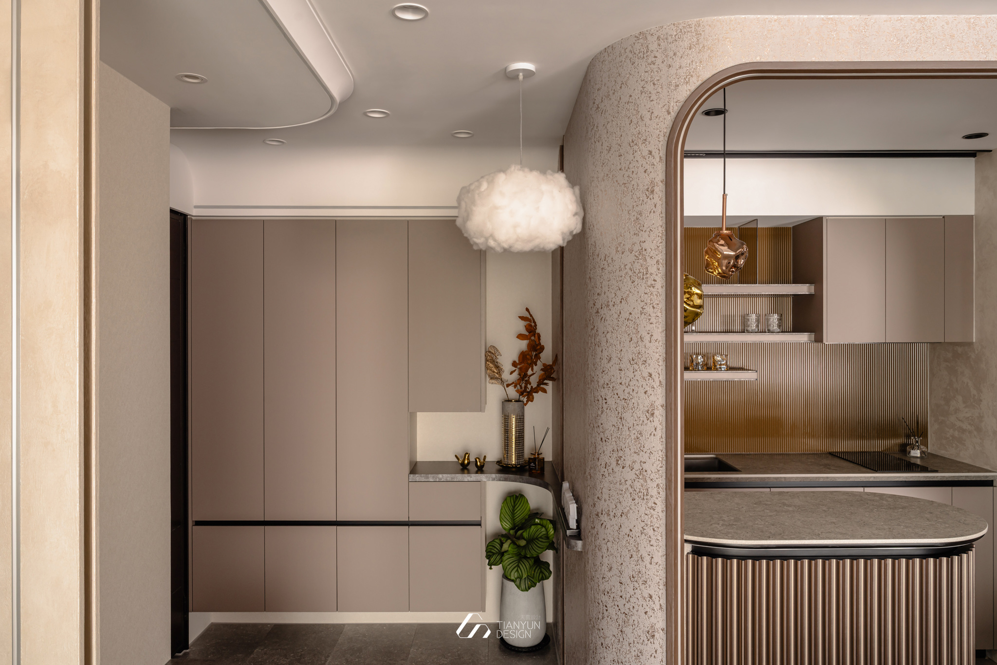 天雲流光 / 現代風